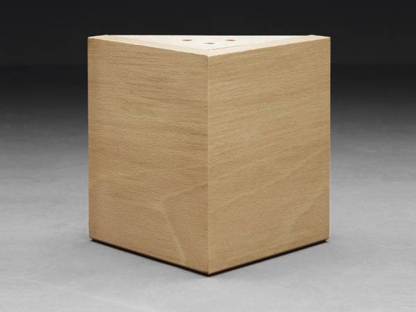 Simmons Corner  Feet