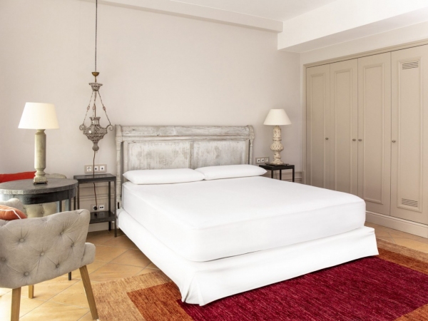 B-Sensible Cosmetic 32 cm Protector